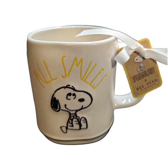 RAE DUNN Snoopy ALL SMILES Mug - Gift Wrapped! - Picture 2 of 5